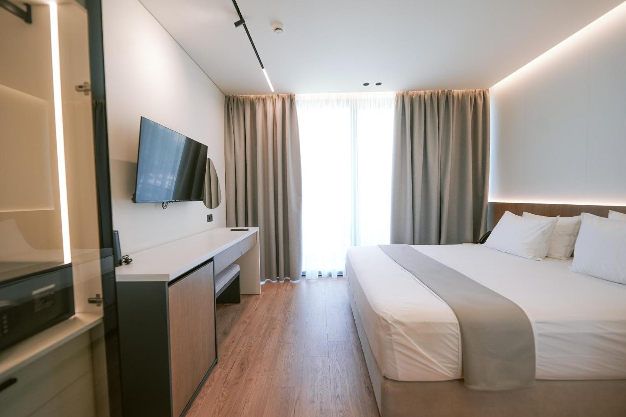 Euro Hotel Ksamil Ngoại thất bức ảnh