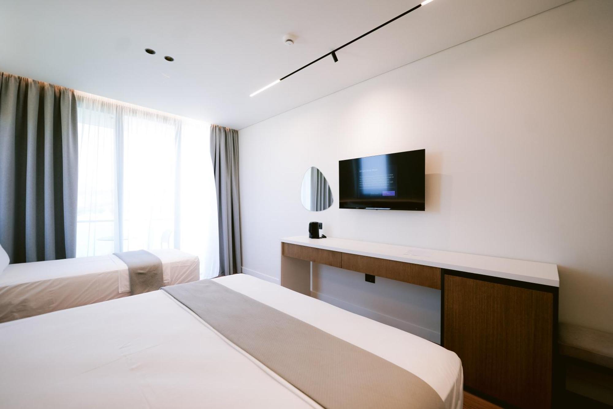 Euro Hotel Ksamil Ngoại thất bức ảnh