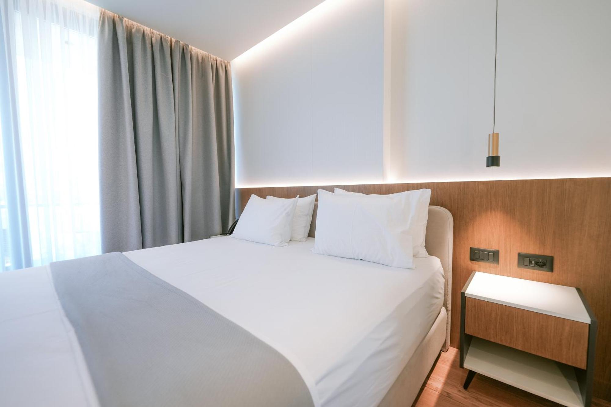 Euro Hotel Ksamil Ngoại thất bức ảnh