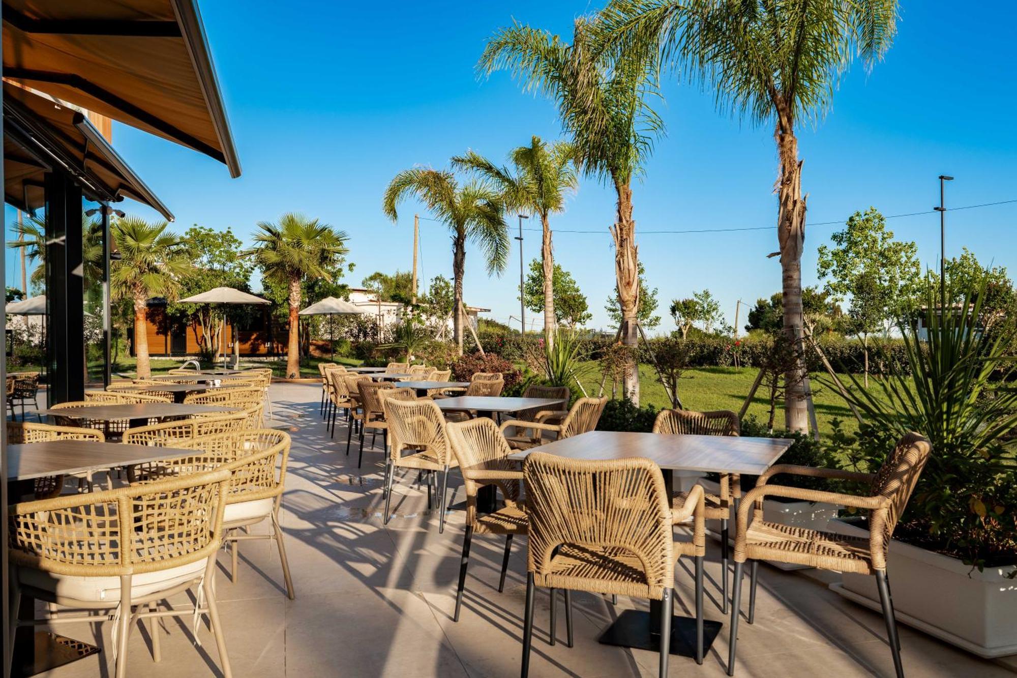 Euro Hotel Ksamil Ngoại thất bức ảnh
